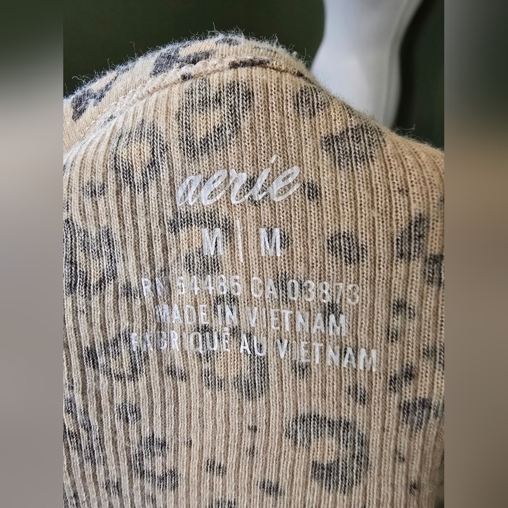 Aerie Leopard Print Sleeveless Top - Picture 2 of 8